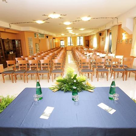 Complesso L'Oasi Hotel Aranova ภายนอก รูปภาพ