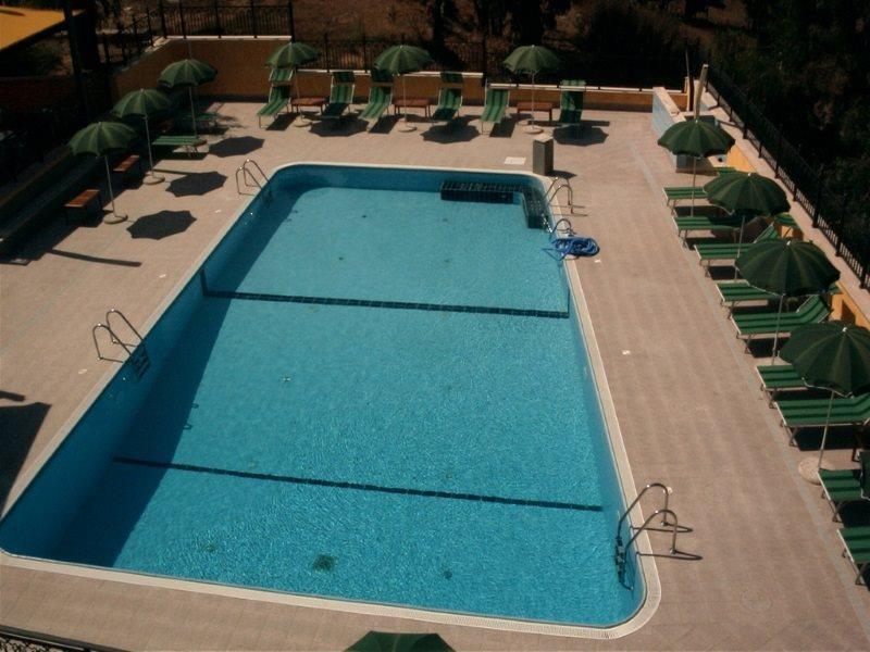 Complesso L'Oasi Hotel Aranova ภายนอก รูปภาพ