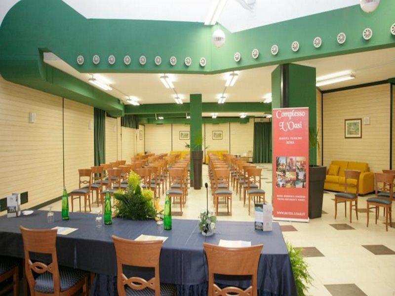 Complesso L'Oasi Hotel Aranova ภายนอก รูปภาพ