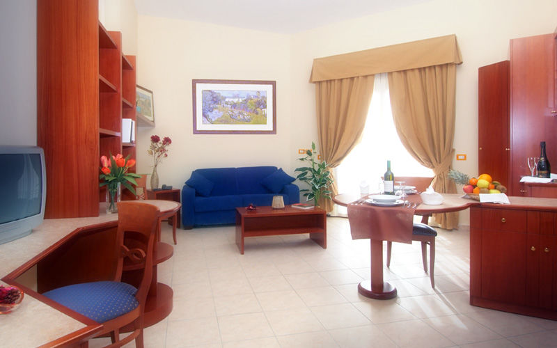Complesso L'Oasi Hotel Aranova ภายนอก รูปภาพ